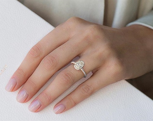 10 Beautiful Rose Gold Engagement Rings 